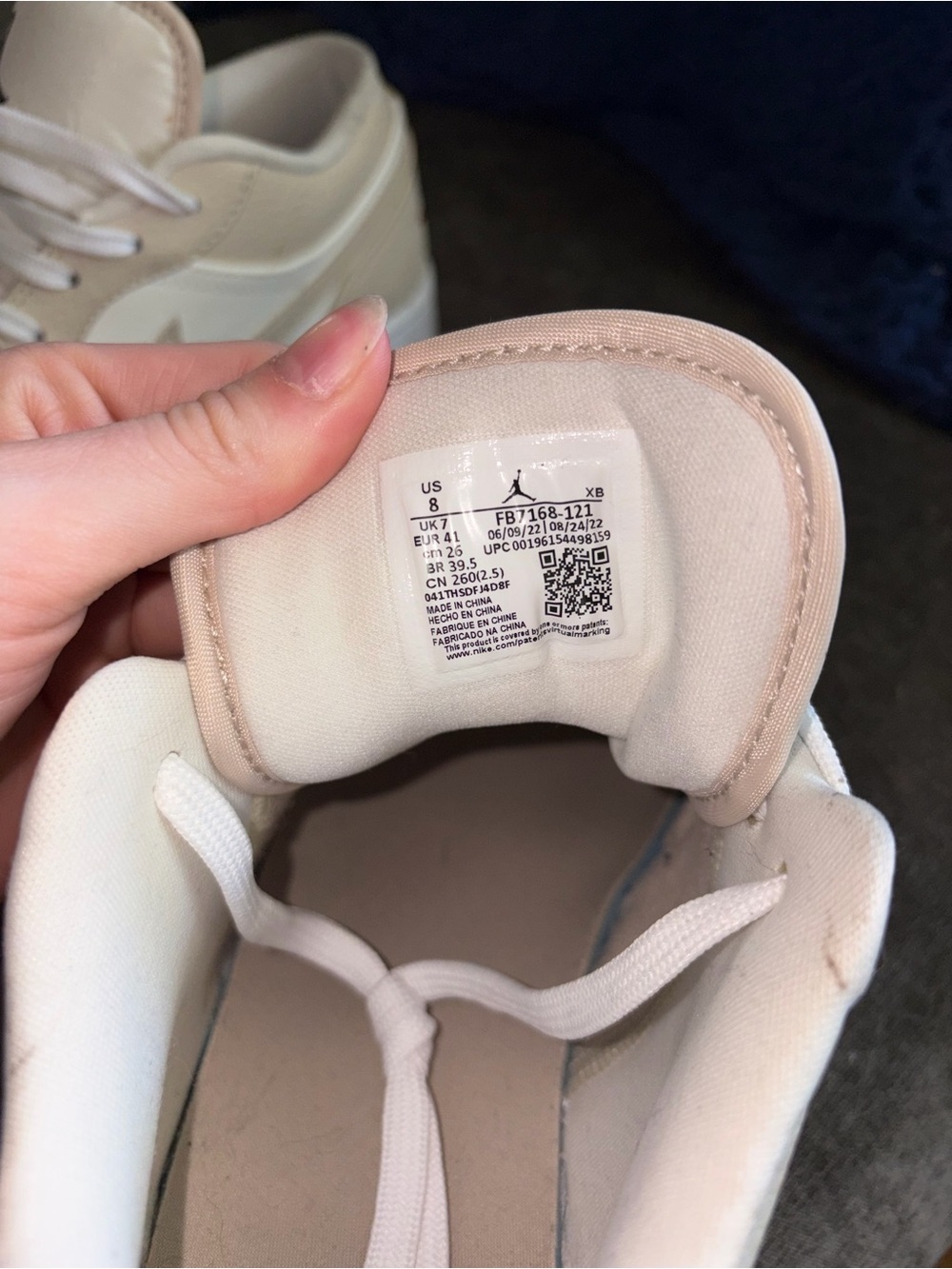 Jordan Low-Top Sneakers in Cream and White - Picture 5 of 5